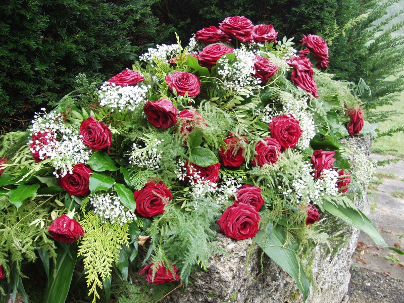 funeraire-LE CANNET DES MAURES-min_roses-61203